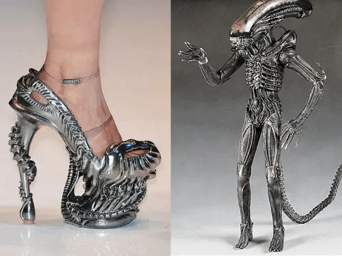 Aliens Heel