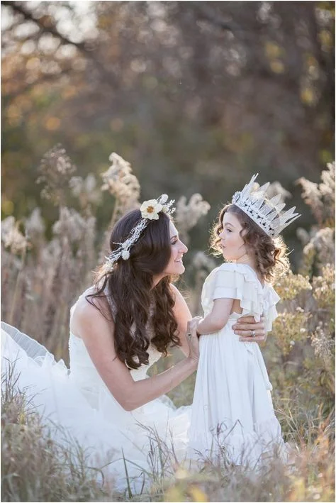 Creative Mother-Daughter Photoshoot Ideas